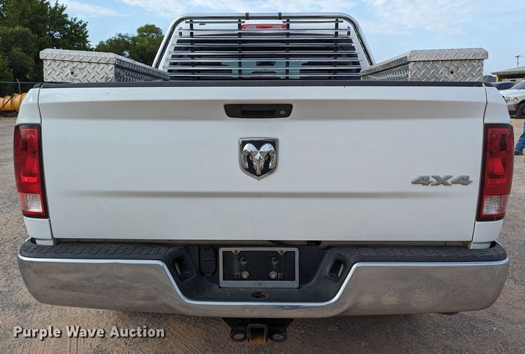 image for item MY9849 2014 Dodge Ram 1500  Crew Cab pickup truck