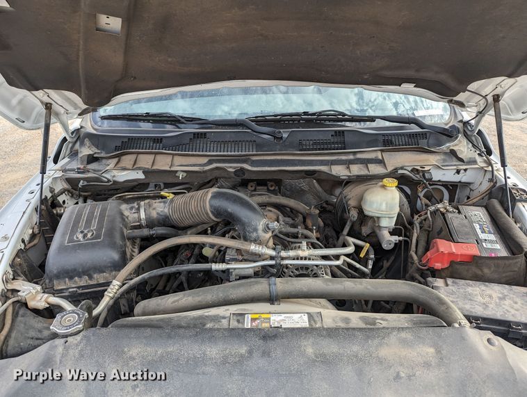 image for item MY9849 2014 Dodge Ram 1500  Crew Cab pickup truck