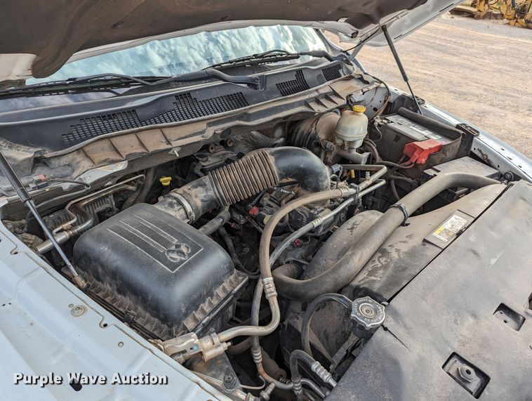 image for item MY9849 2014 Dodge Ram 1500  Crew Cab pickup truck