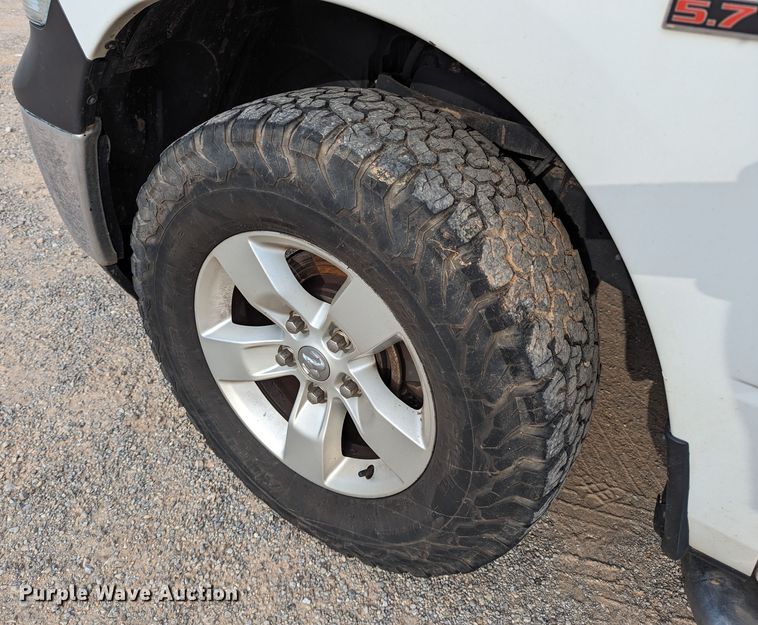 image for item MY9849 2014 Dodge Ram 1500  Crew Cab pickup truck