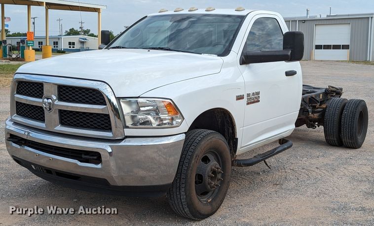 image for item MY9851 2013 Dodge Ram 3500  pickup truck cab and chassis