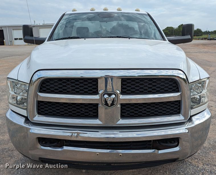 image for item MY9851 2013 Dodge Ram 3500  pickup truck cab and chassis