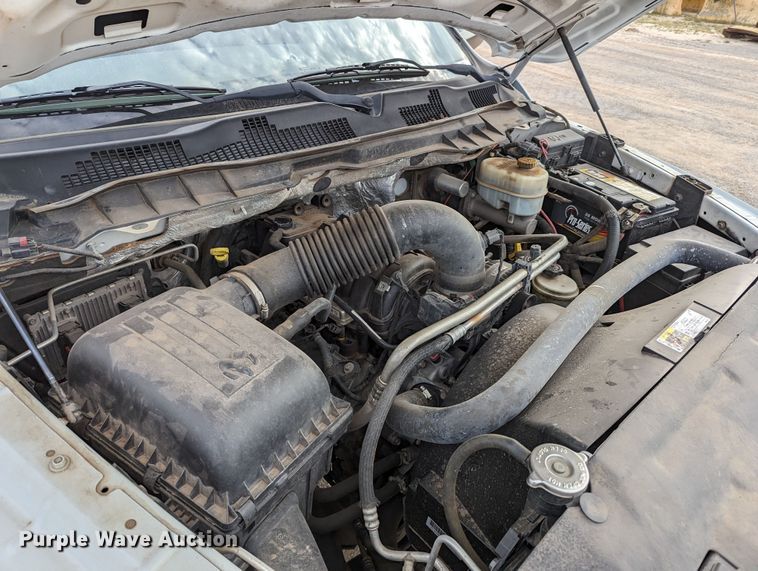 image for item MY9851 2013 Dodge Ram 3500  pickup truck cab and chassis