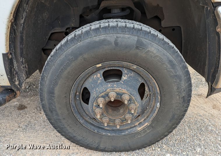 image for item MY9851 2013 Dodge Ram 3500  pickup truck cab and chassis