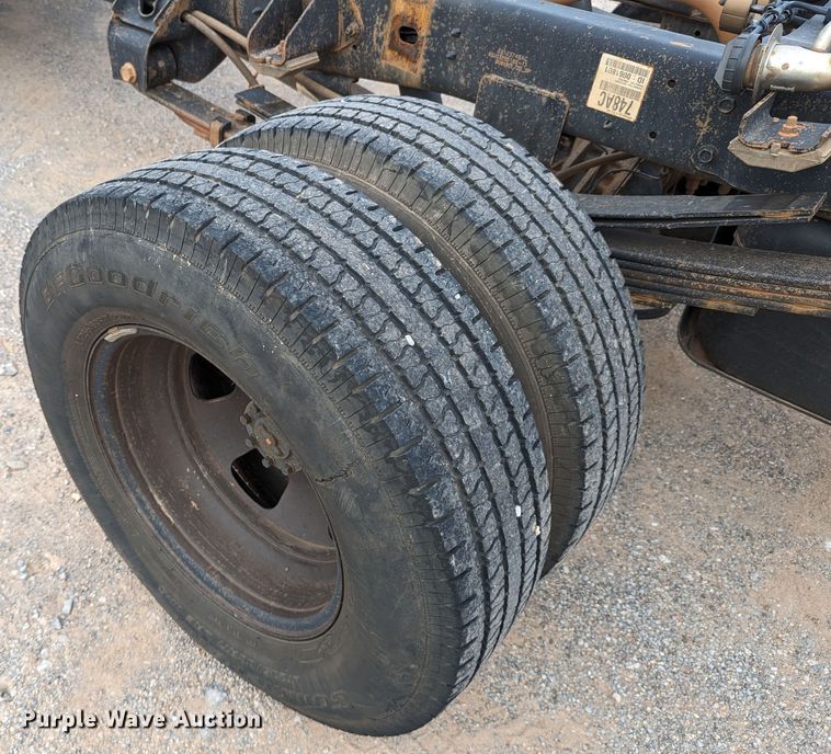 image for item MY9851 2013 Dodge Ram 3500  pickup truck cab and chassis