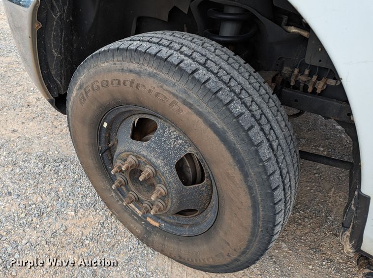 image for item MY9851 2013 Dodge Ram 3500  pickup truck cab and chassis