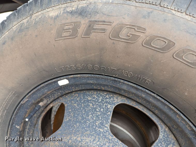 image for item MY9851 2013 Dodge Ram 3500  pickup truck cab and chassis