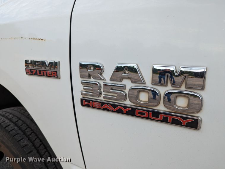 image for item MY9851 2013 Dodge Ram 3500  pickup truck cab and chassis