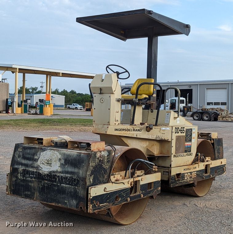 image for item MY9852 Ingersoll Rand DD-65  double drum vibratory roller
