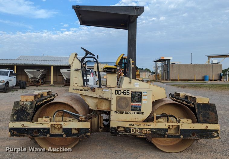 image for item MY9852 Ingersoll Rand DD-65  double drum vibratory roller