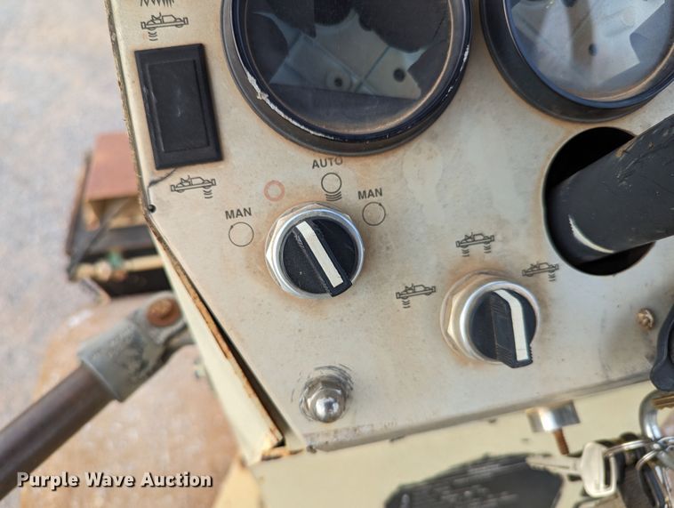 image for item MY9852 Ingersoll Rand DD-65  double drum vibratory roller