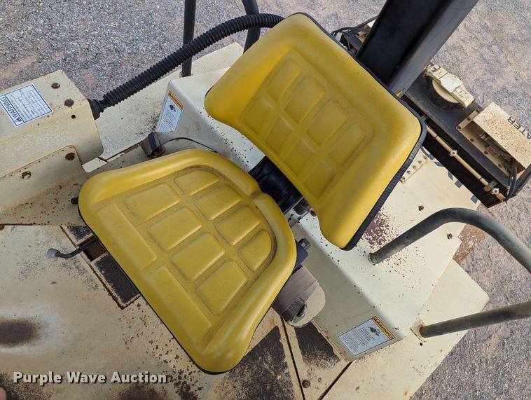 image for item MY9852 Ingersoll Rand DD-65  double drum vibratory roller