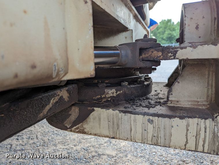 image for item MY9852 Ingersoll Rand DD-65  double drum vibratory roller