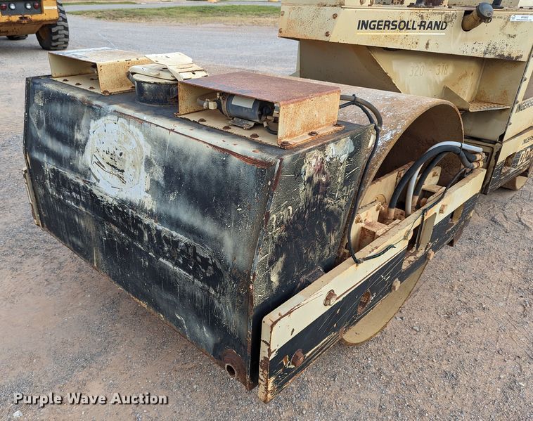 image for item MY9852 Ingersoll Rand DD-65  double drum vibratory roller