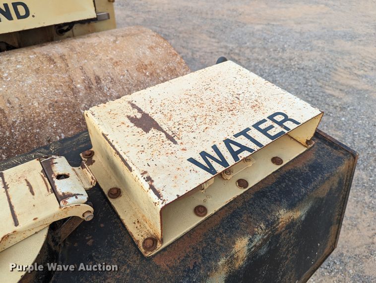 image for item MY9852 Ingersoll Rand DD-65  double drum vibratory roller