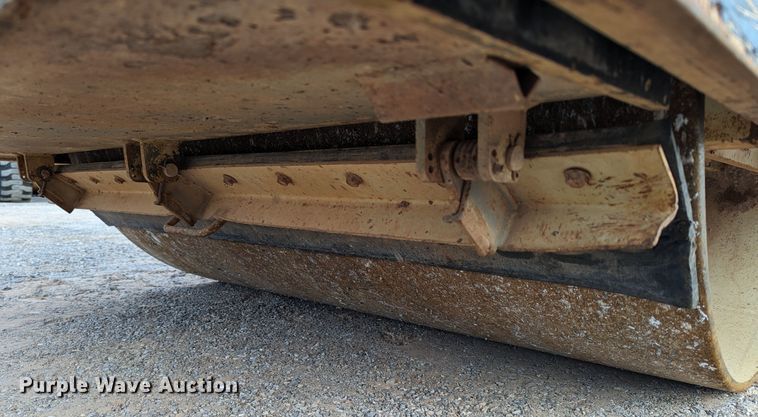 image for item MY9852 Ingersoll Rand DD-65  double drum vibratory roller