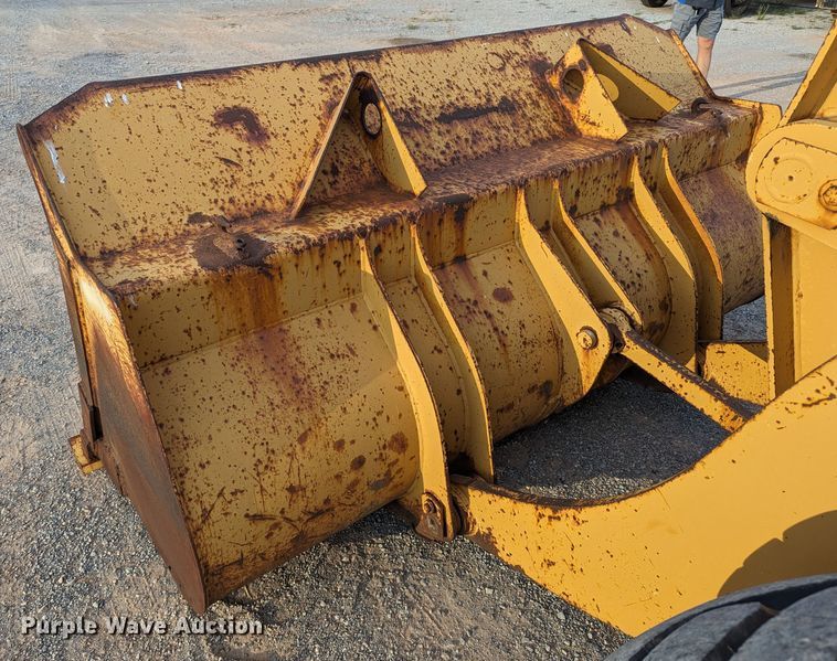 image for item MY9853 1991 Dresser 515CH  wheel loader