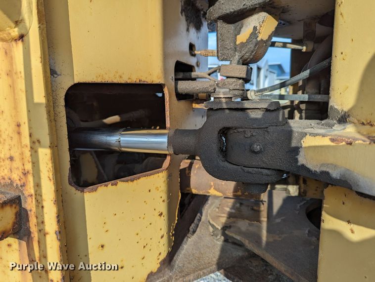 image for item MY9853 1991 Dresser 515CH  wheel loader