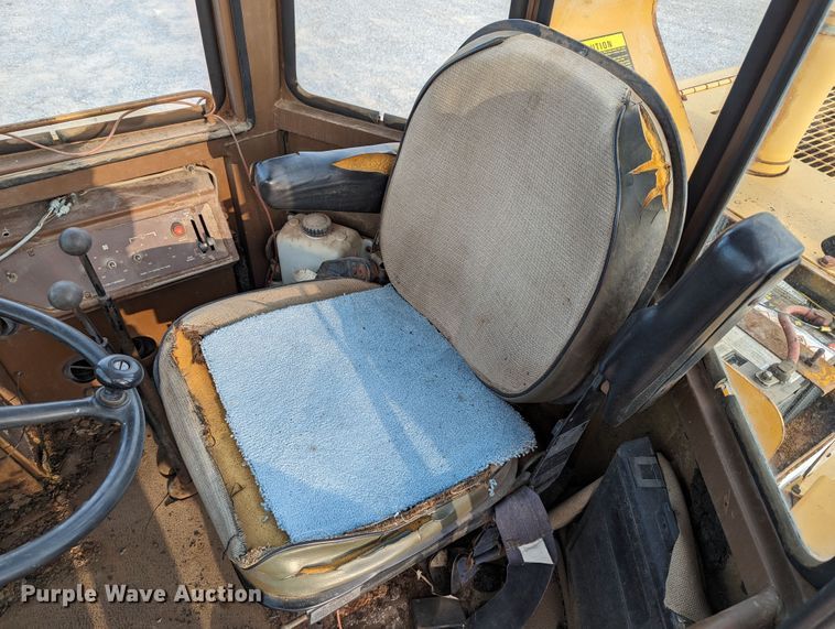 image for item MY9853 1991 Dresser 515CH  wheel loader