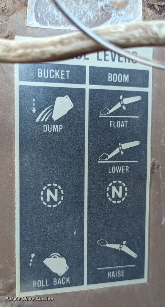 image for item MY9853 1991 Dresser 515CH  wheel loader