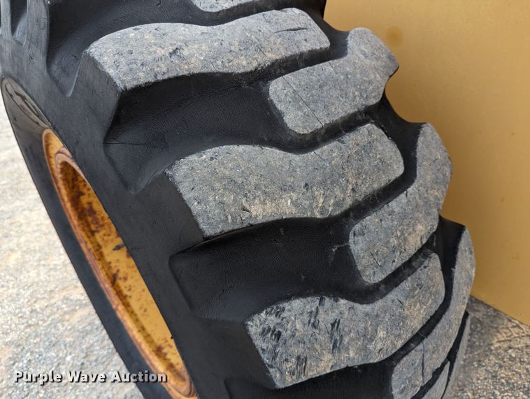 image for item MY9853 1991 Dresser 515CH  wheel loader