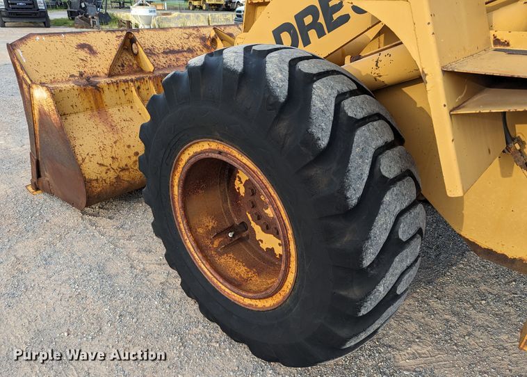 image for item MY9853 1991 Dresser 515CH  wheel loader