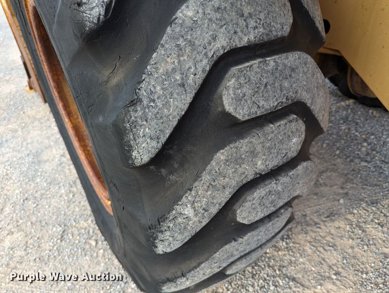 image for item MY9853 1991 Dresser 515CH  wheel loader