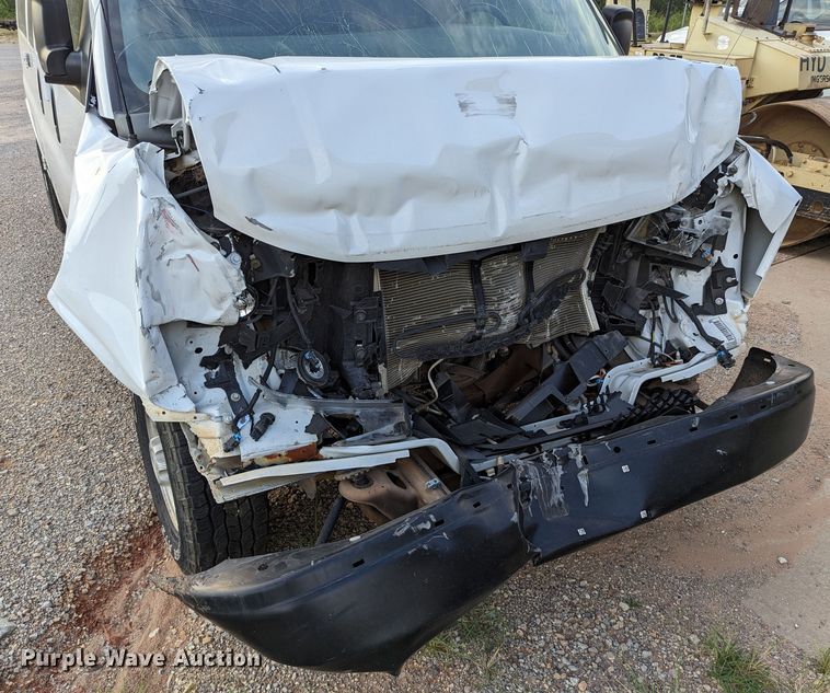 image for item MY9854 2018 Chevrolet Express 3500  van