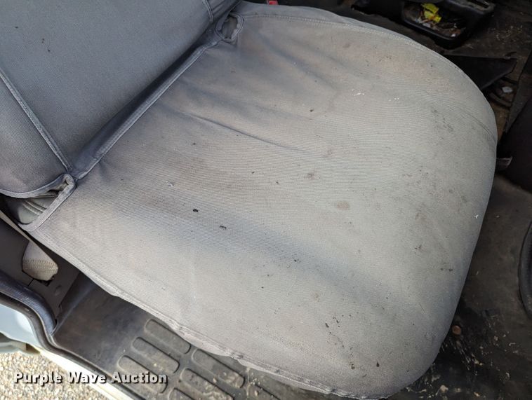 image for item MY9854 2018 Chevrolet Express 3500  van