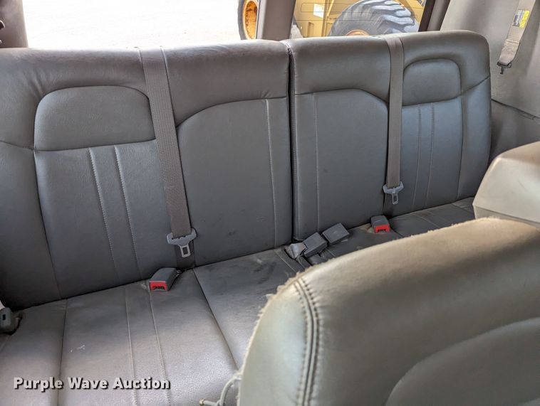 image for item MY9854 2018 Chevrolet Express 3500  van