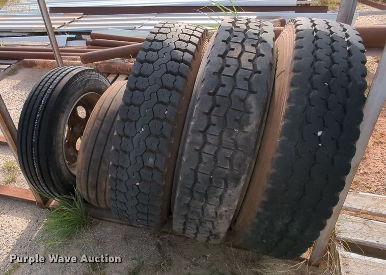 image for item MY9857 (5) tires and wheels