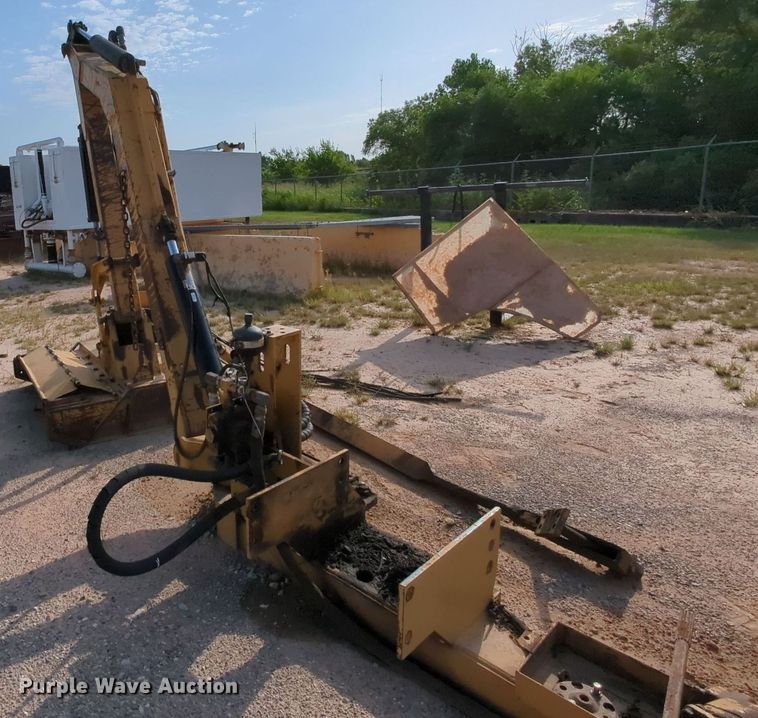 image for item MY9858 Tiger  side boom rotary mower