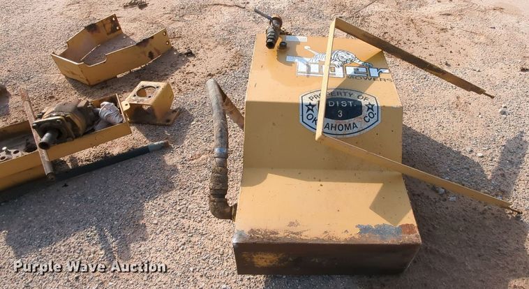 image for item MY9858 Tiger  side boom rotary mower