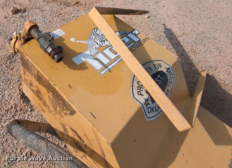 image for item MY9858 Tiger  side boom rotary mower