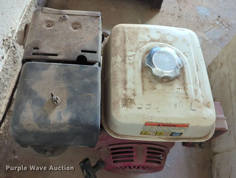 image for item MY9862 Honda GX270  engine