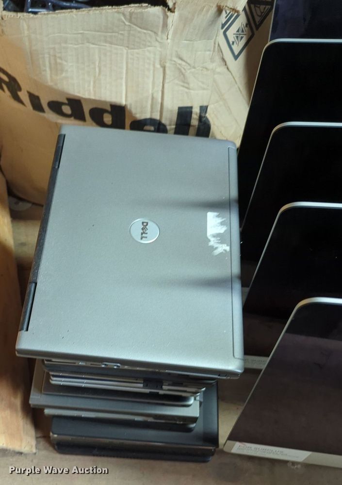 image for item MY9877 Computers