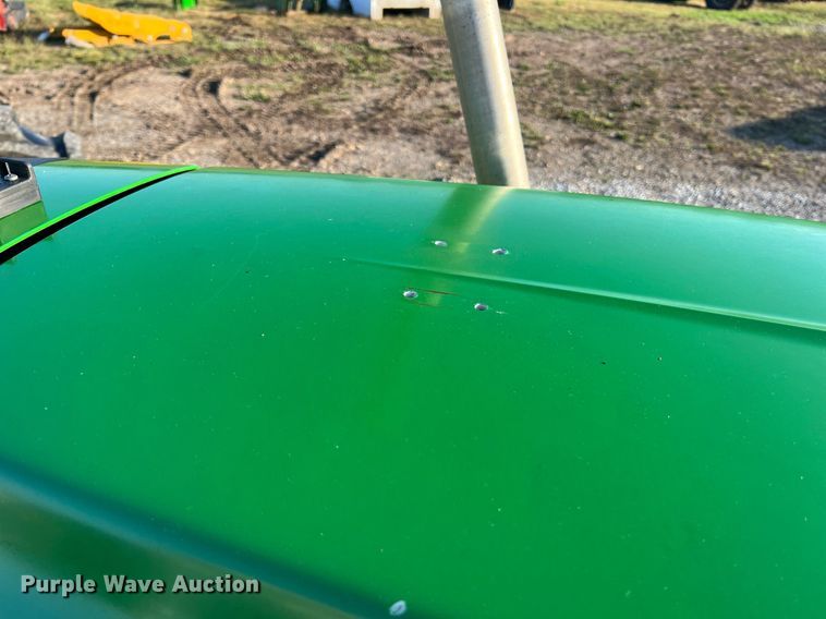 image for item NA9030 2006 John  Deere 5325  tractor