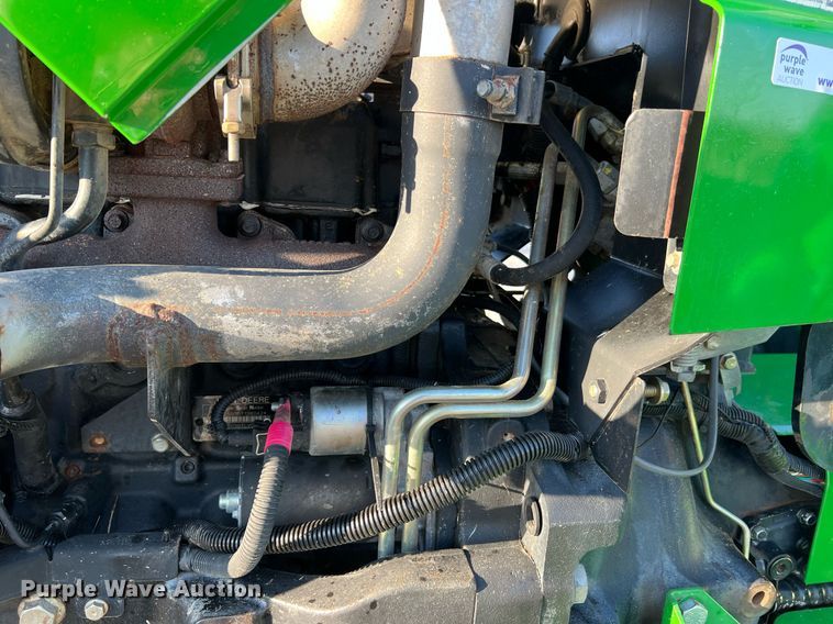 image for item NA9030 2006 John  Deere 5325  tractor