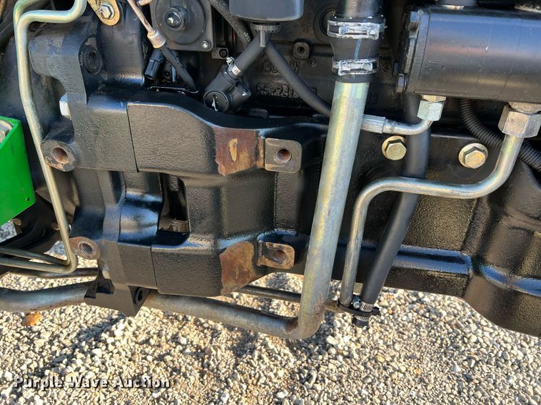 image for item NA9030 2006 John  Deere 5325  tractor