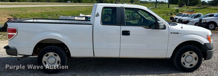 image for item NA9033 2009 Ford F150 XL  SuperCab pickup truck