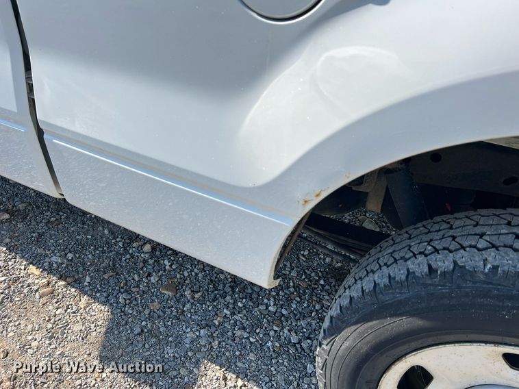 image for item NA9033 2009 Ford F150 XL  SuperCab pickup truck