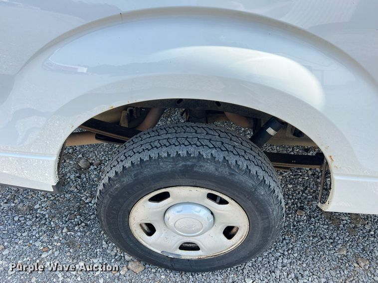 image for item NA9033 2009 Ford F150 XL  SuperCab pickup truck