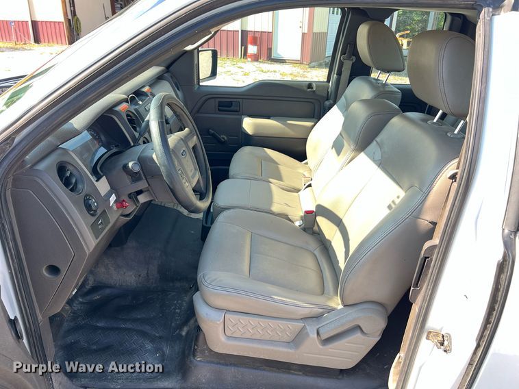 image for item NA9033 2009 Ford F150 XL  SuperCab pickup truck