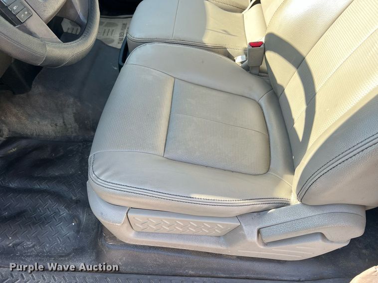 image for item NA9033 2009 Ford F150 XL  SuperCab pickup truck