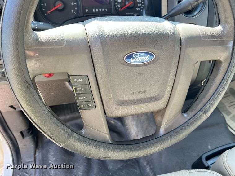 image for item NA9033 2009 Ford F150 XL  SuperCab pickup truck