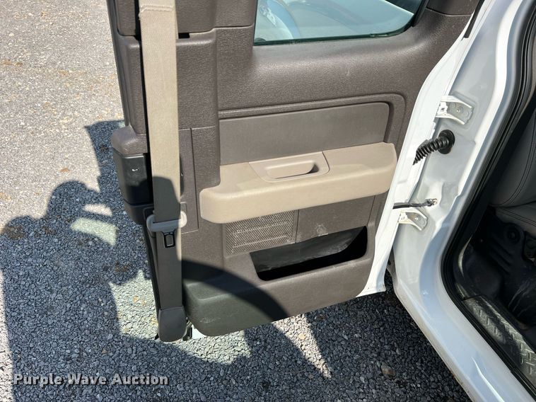 image for item NA9033 2009 Ford F150 XL  SuperCab pickup truck