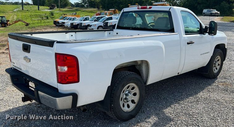image for item NA9034 2007 Chevrolet Silverado 1500  pickup truck
