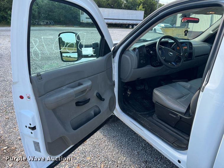 image for item NA9034 2007 Chevrolet Silverado 1500  pickup truck