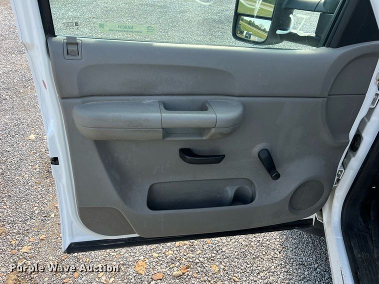 image for item NA9034 2007 Chevrolet Silverado 1500  pickup truck