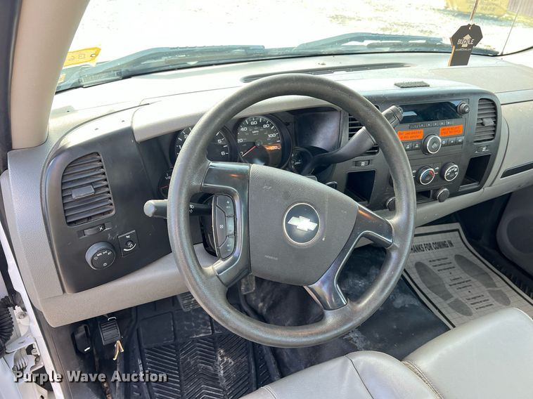 image for item NA9034 2007 Chevrolet Silverado 1500  pickup truck